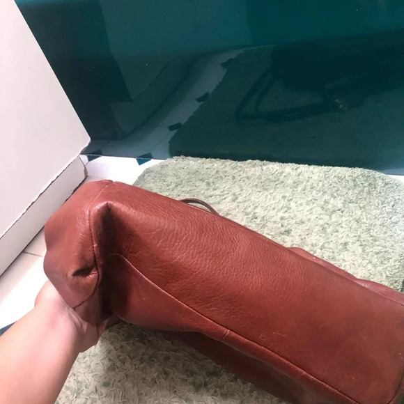 COACH PHOEBE LEATHER SHOULDER BAG - Picture 9 of 9